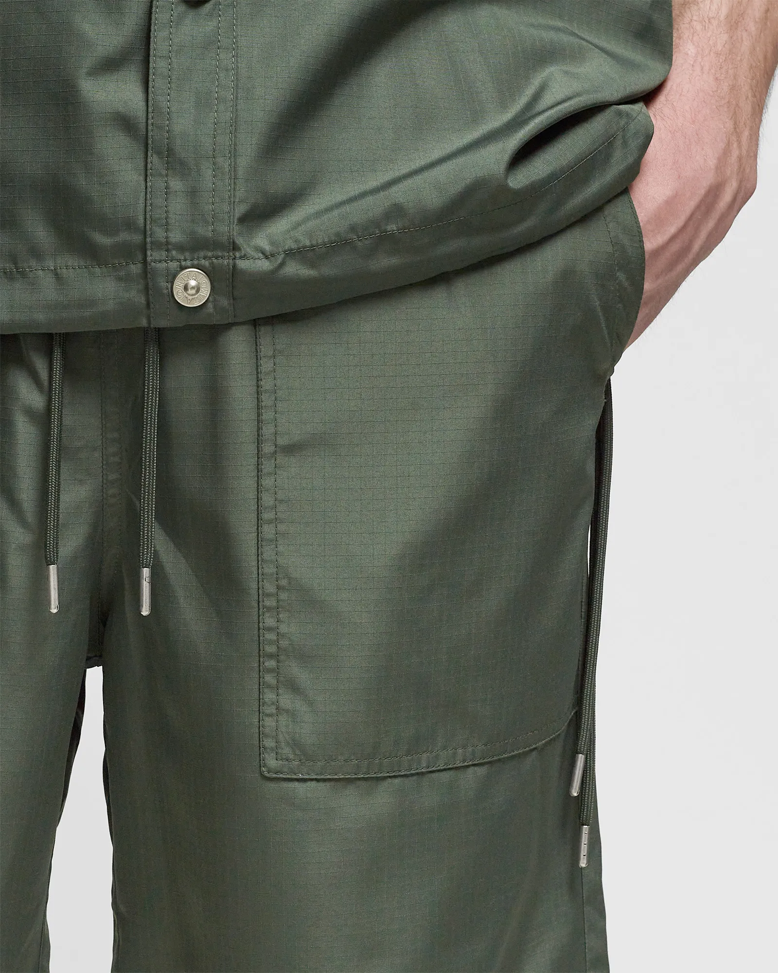 Taion MILITARY RVS SHORT PANTS