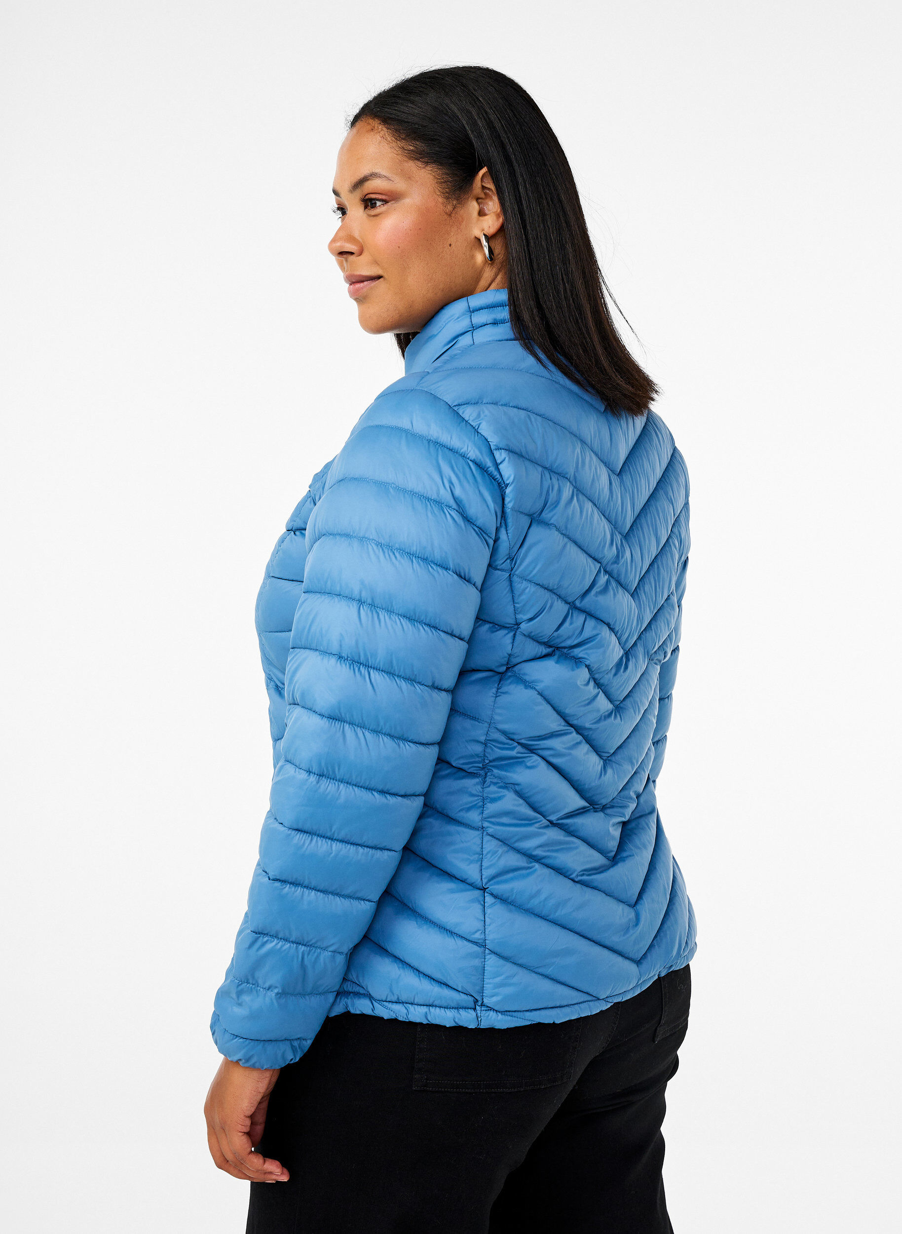 Letvægtsjakke med lommer