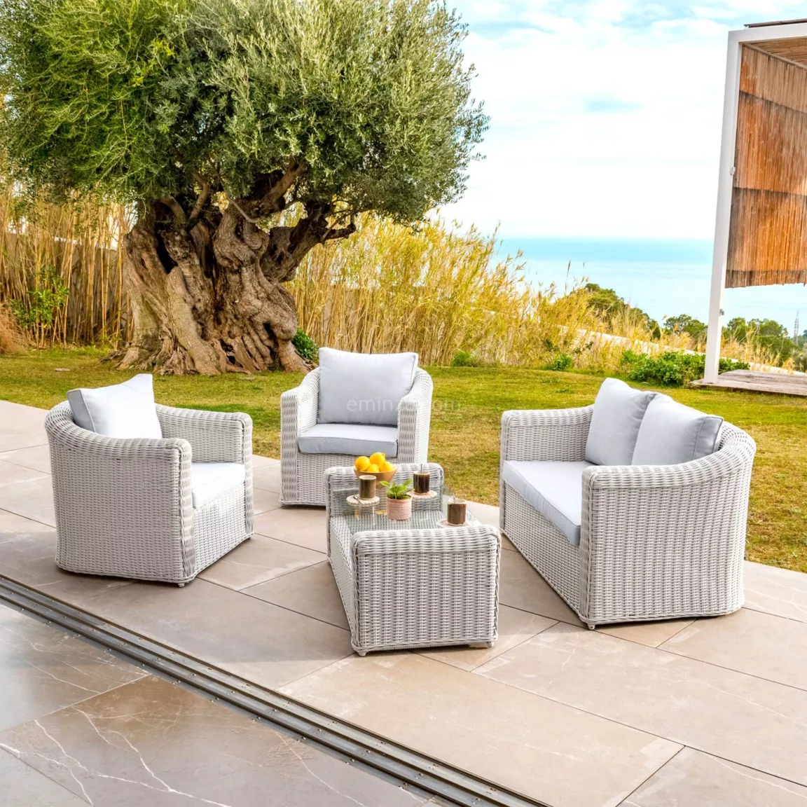 Salon de jardin en résine tressée 4 places 4 pcs Calvi Blanc et gris clair