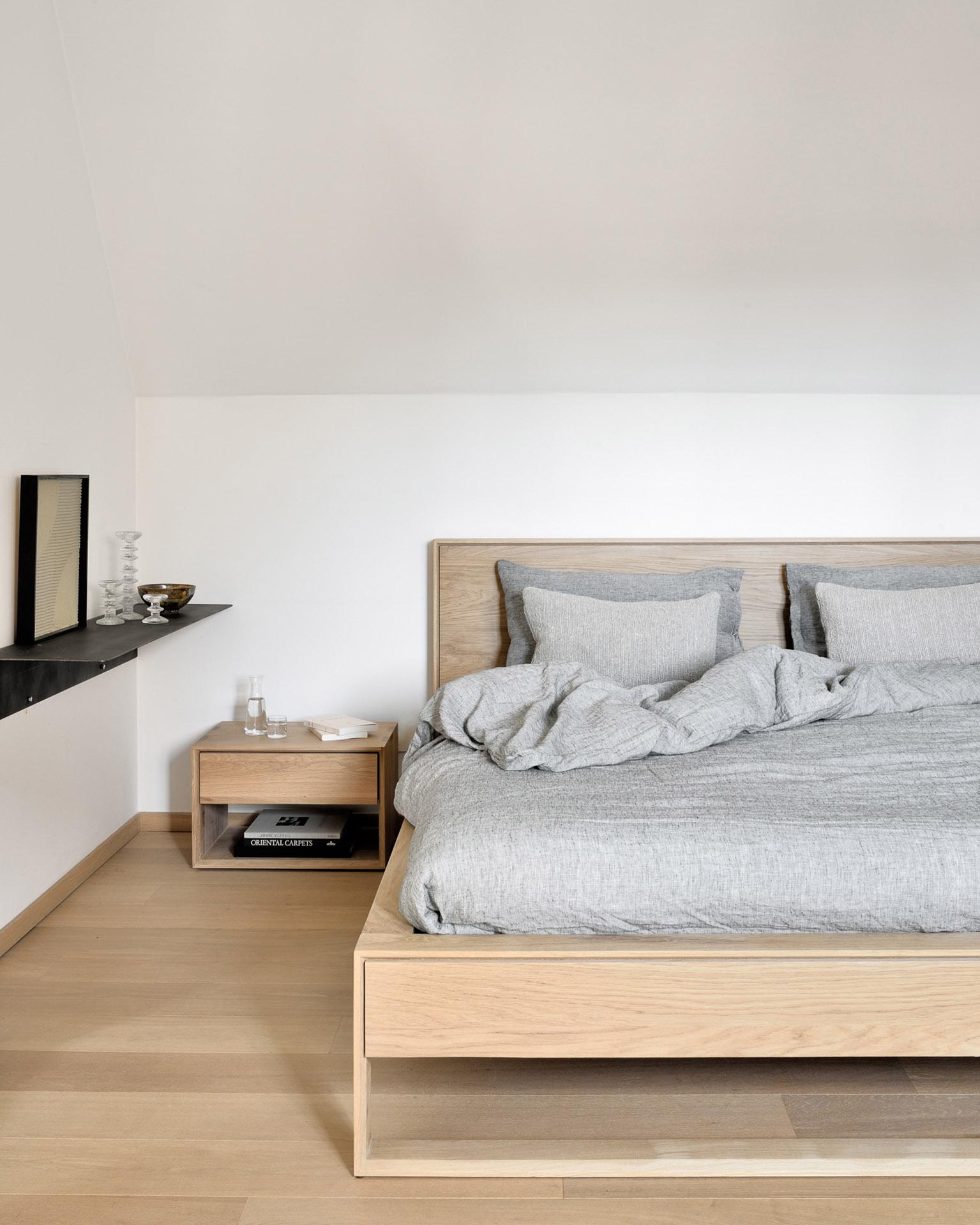 Ethnicraft Bed Nordic II 180x200 incl. lattenbodem