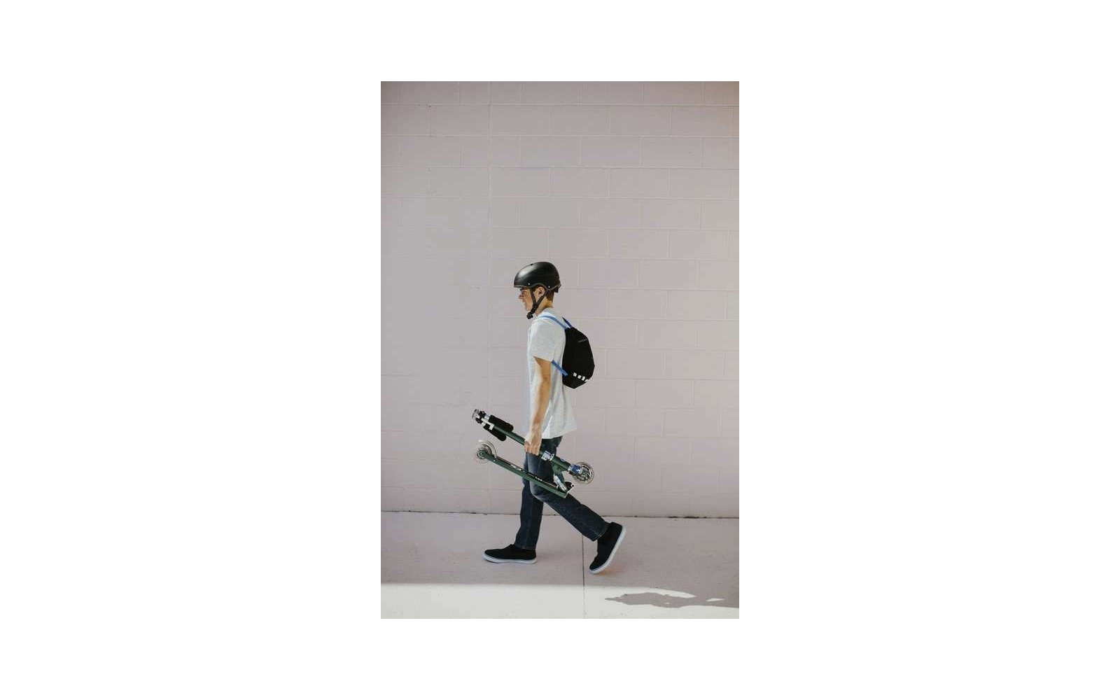 Micro Sprite LED klappbarer Aluminium Scooter mit LED-Rollen Wald Grün