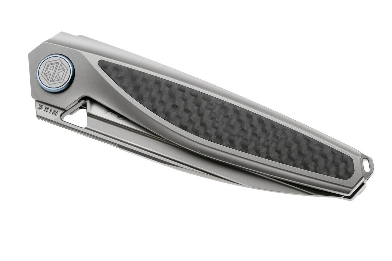 Rike Knife Baidi 13205-2 Bead Blasted Bohler M390, Titanium, Black Carbon Fiber Inlay, zakmes