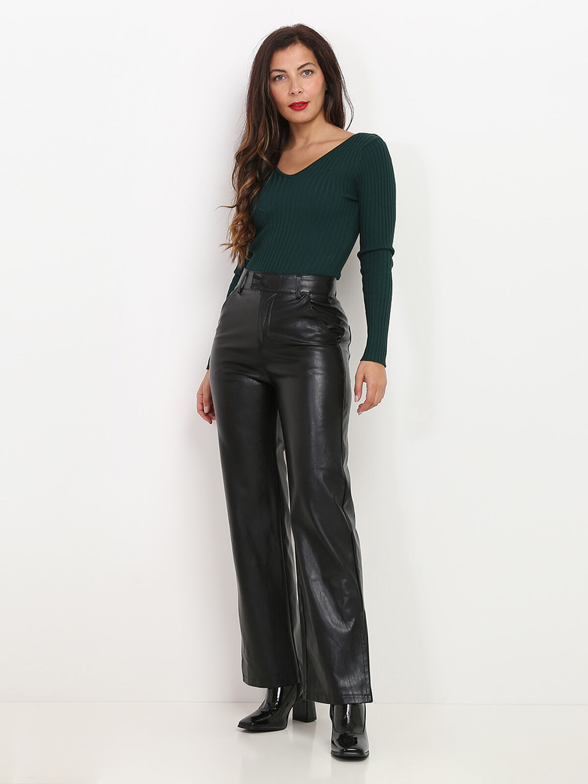 Pantalon large en simili à fentes- Noir