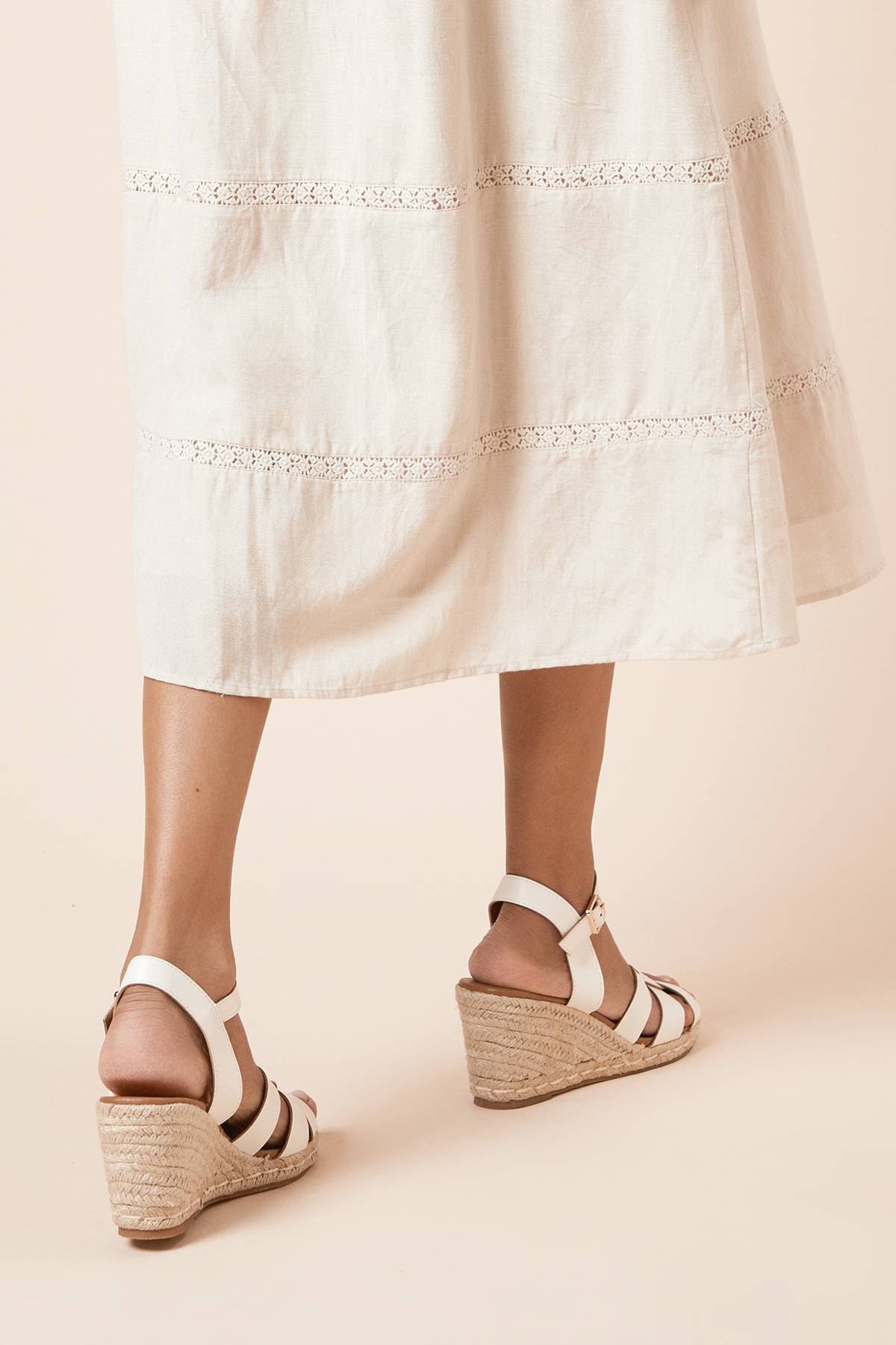 Wallis Sandales Compensées Espadrilles Danica à Lanières Croisées en synthétiquecuir