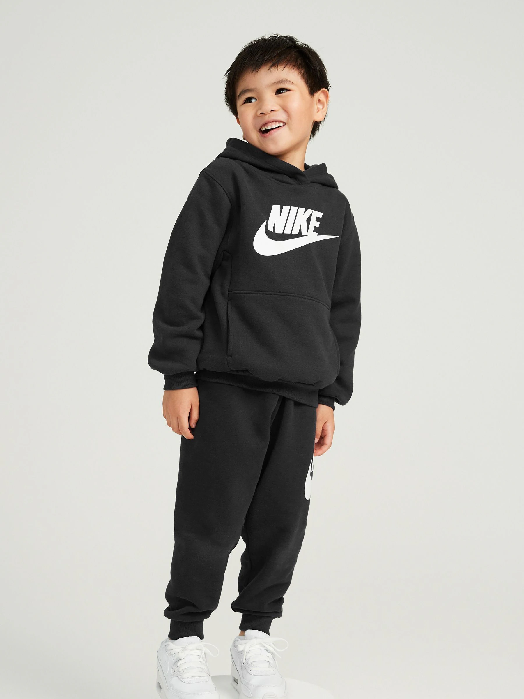 Zwart - Nike Club trainingspak van fleece voor kleine kinderen