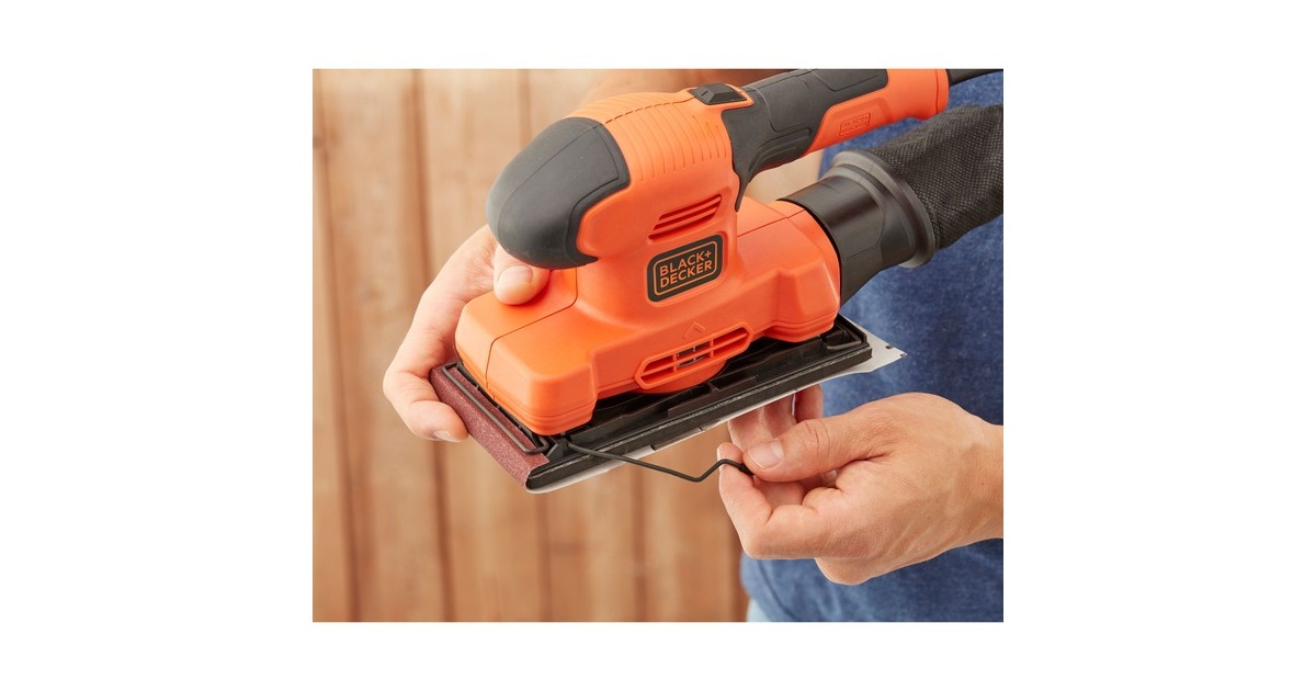 BLACK+DECKER150W 1/3 vel vlakschuurmachine BEW220-QS  (Oranje/zwart)
