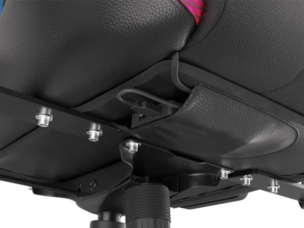 Genesis Trit 500 RGB - Stol - ergonomisk - lænestol - armstøtter - T-formet - vippe - drejeled - tekstil, PU syntetisk læder - sort