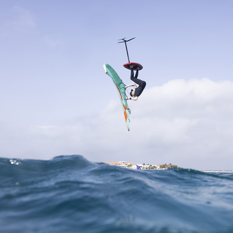 AILE DE WINGSURF F-ONE STRIKE V3 MINT/FLAME