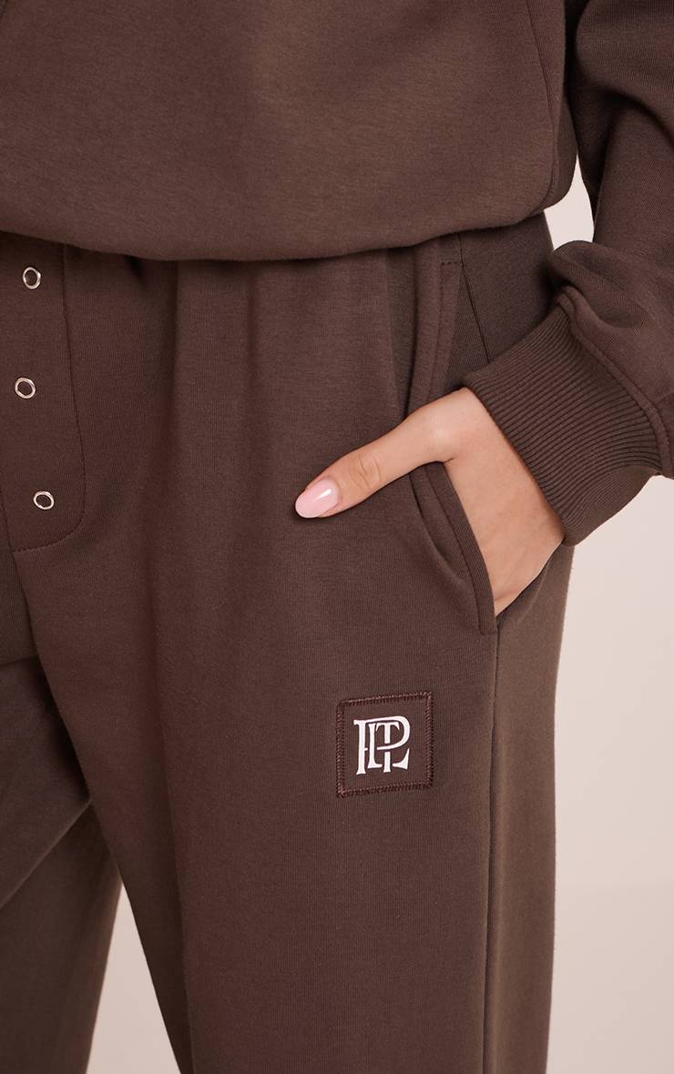 Chocolat Jogging Large À Boutons En Jersey Interlock Plt