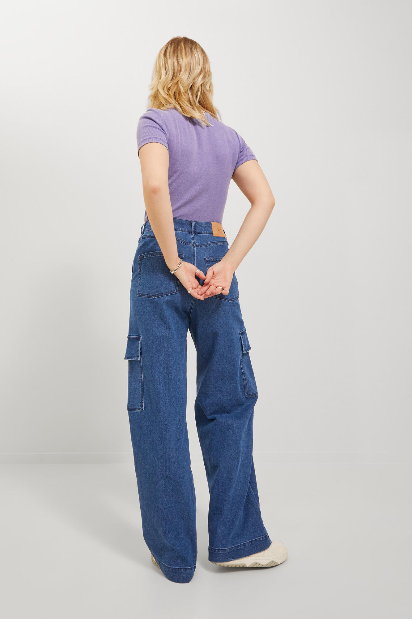 calça cargo de perna larga