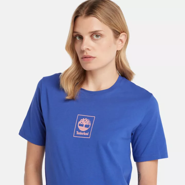 Camiseta feminina Stack Logo na cor azul.