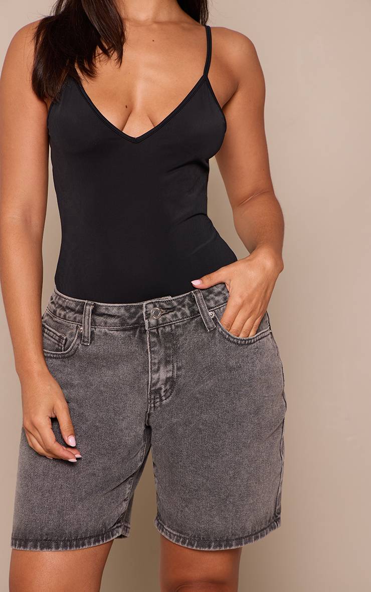 Washed Grey Short Boyfriend Ample Taille Basse Petite