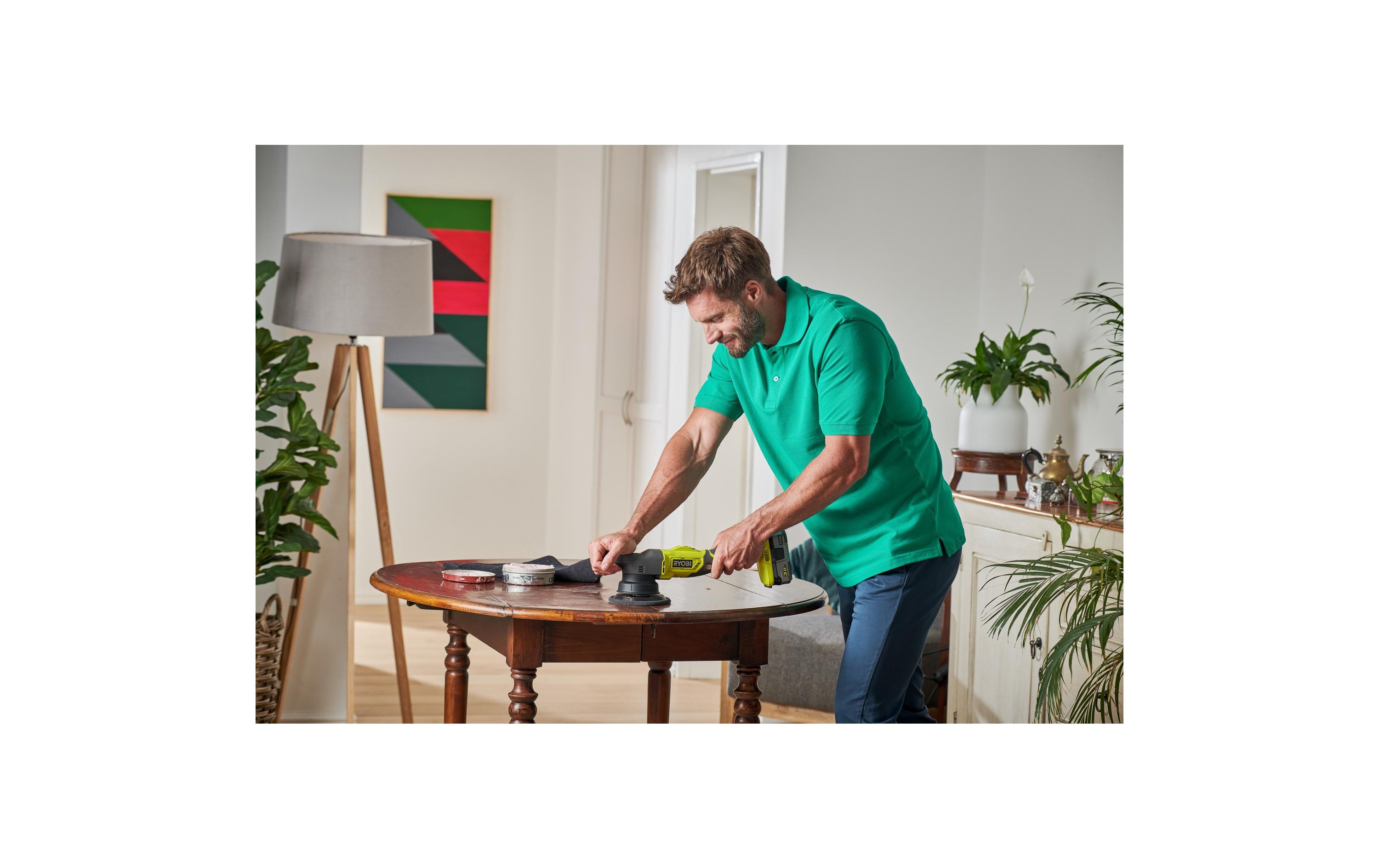 Akku-Winkelpolierer R18P-0, 18 V, Solo<br>Leistungsstarker Dual-Action-Polierer