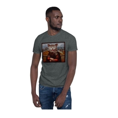 Camiseta masculina Mascochula, La Gioconda, personalizada com seu animal de estimação, cinza escuro.