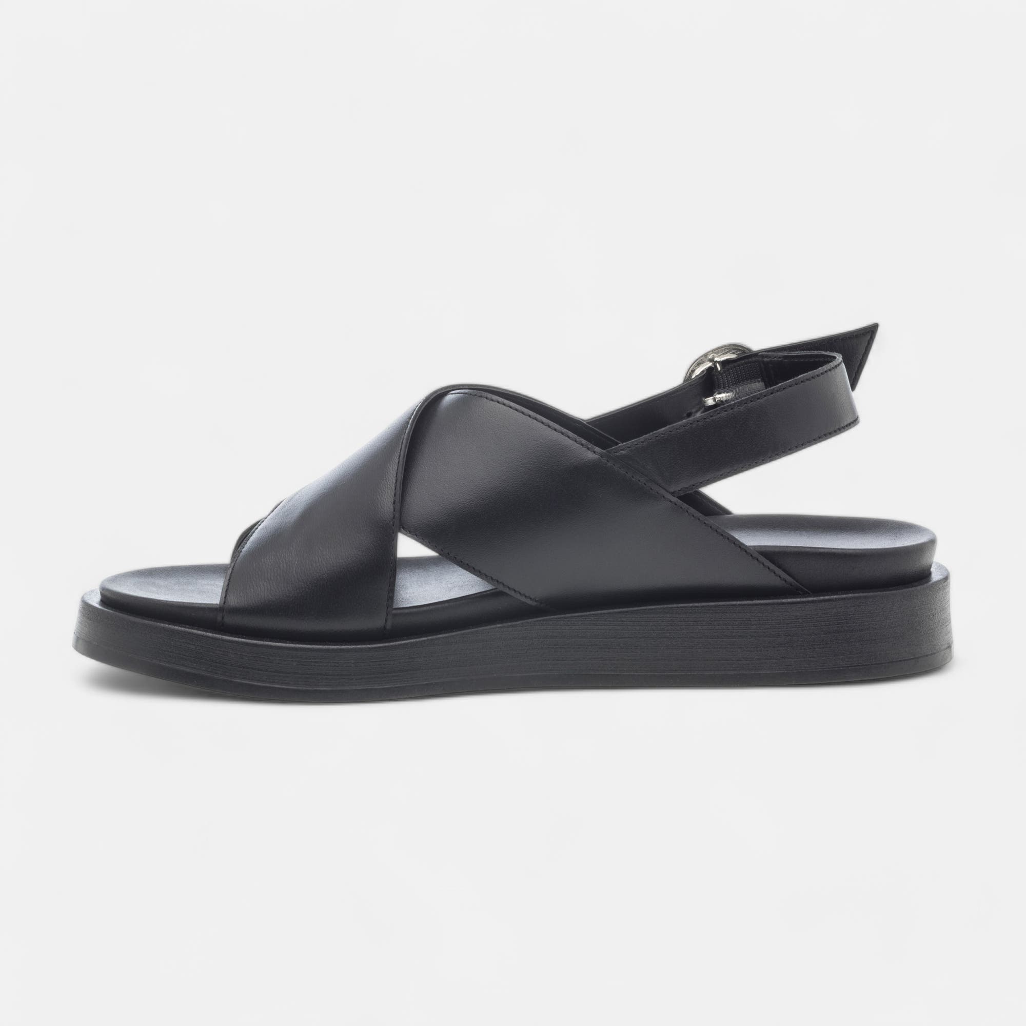 Sandales Femme en cuir noir
