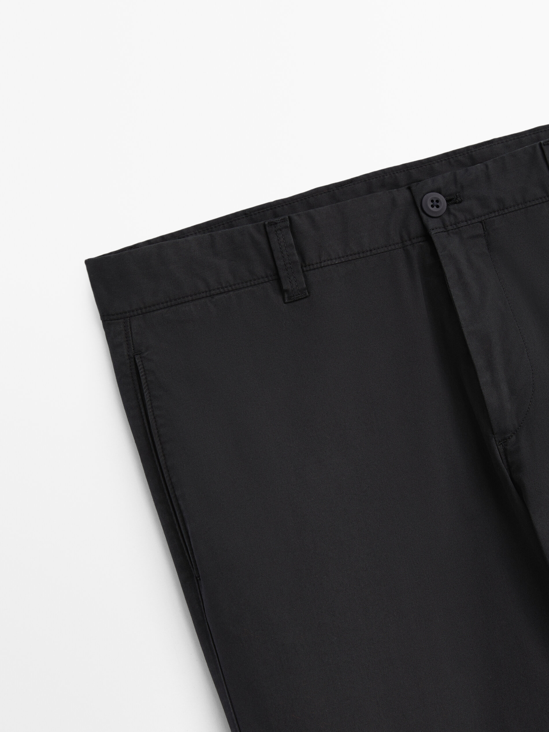 Calça chino em mistura de algodão, corte afunilado - AZUL MARINHO