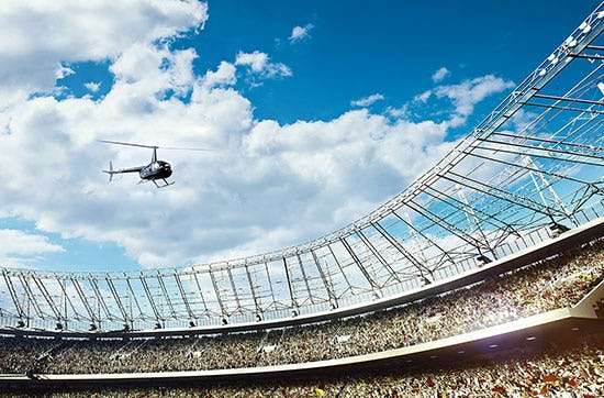 Fußballstadion-Rundflug ab Sankt Augustin als Geschenk