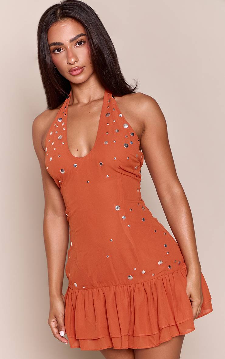 Orange Brûlé Robe Courte Petite À Col Licou Avec Détails De Volants Et Clous