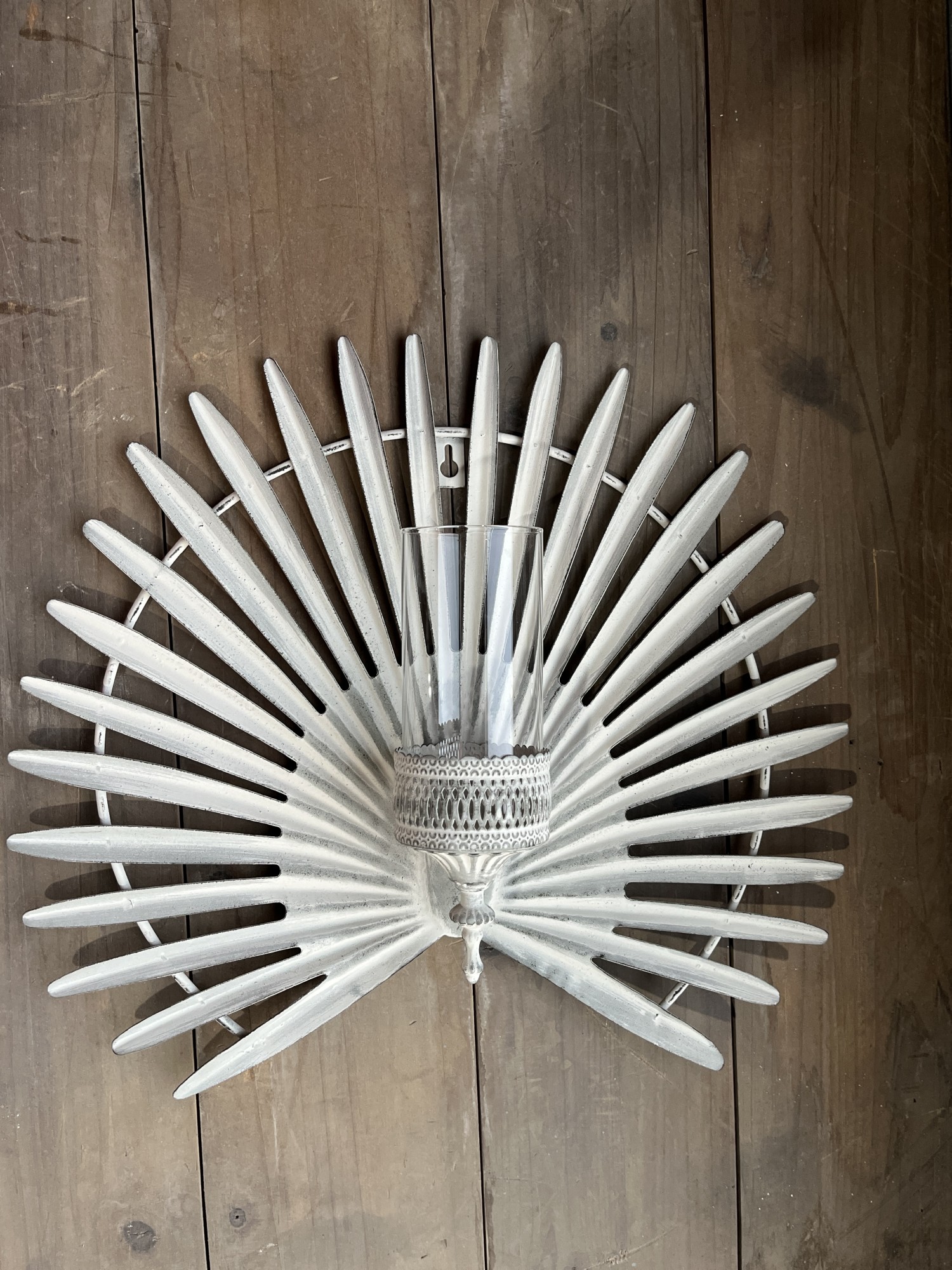 Windlicht-Wandhalter weiß, aus Eisen und Glas, H 39,5 cm, B 45 cm, L 8,5 cm von fischer's lagerhaus