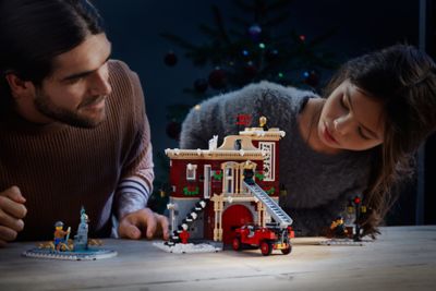 LEGO Brandweerkazerne in winterdorp (10263)