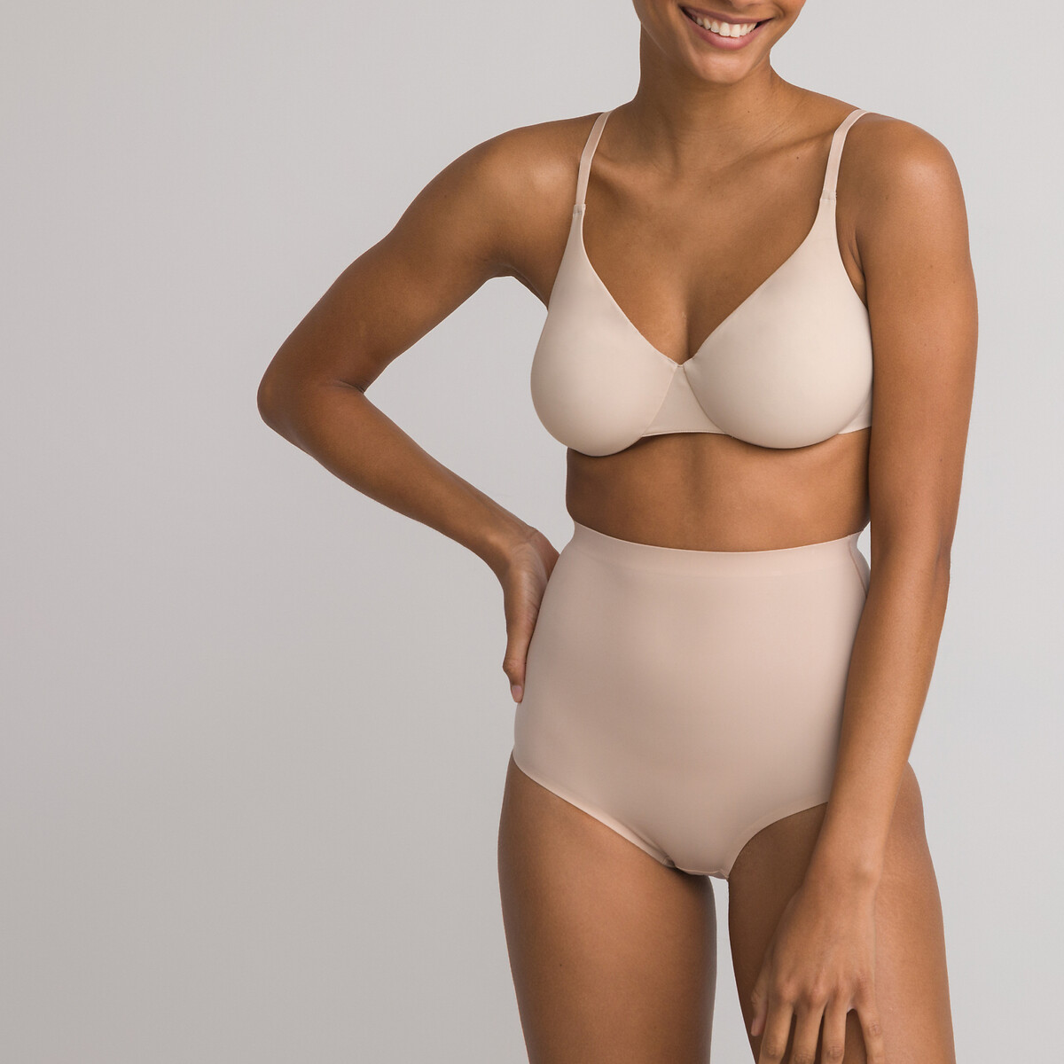 COLEÇÃO LA REDOUTE<br>Calcinhas de cintura alta com suporte moderado