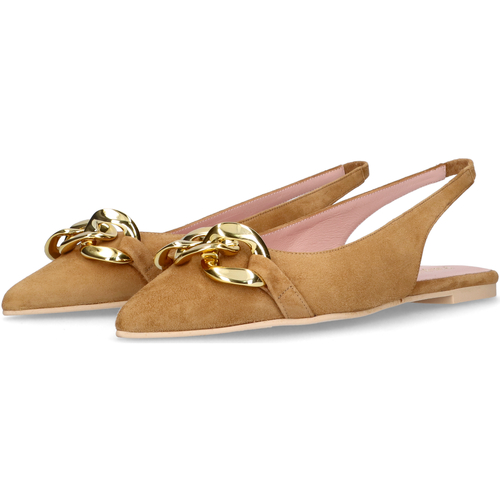 Pretty Ballerinas - Ella Marrón