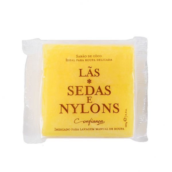 Confiança Sabão Lãs Sedas e Nylons 125gr