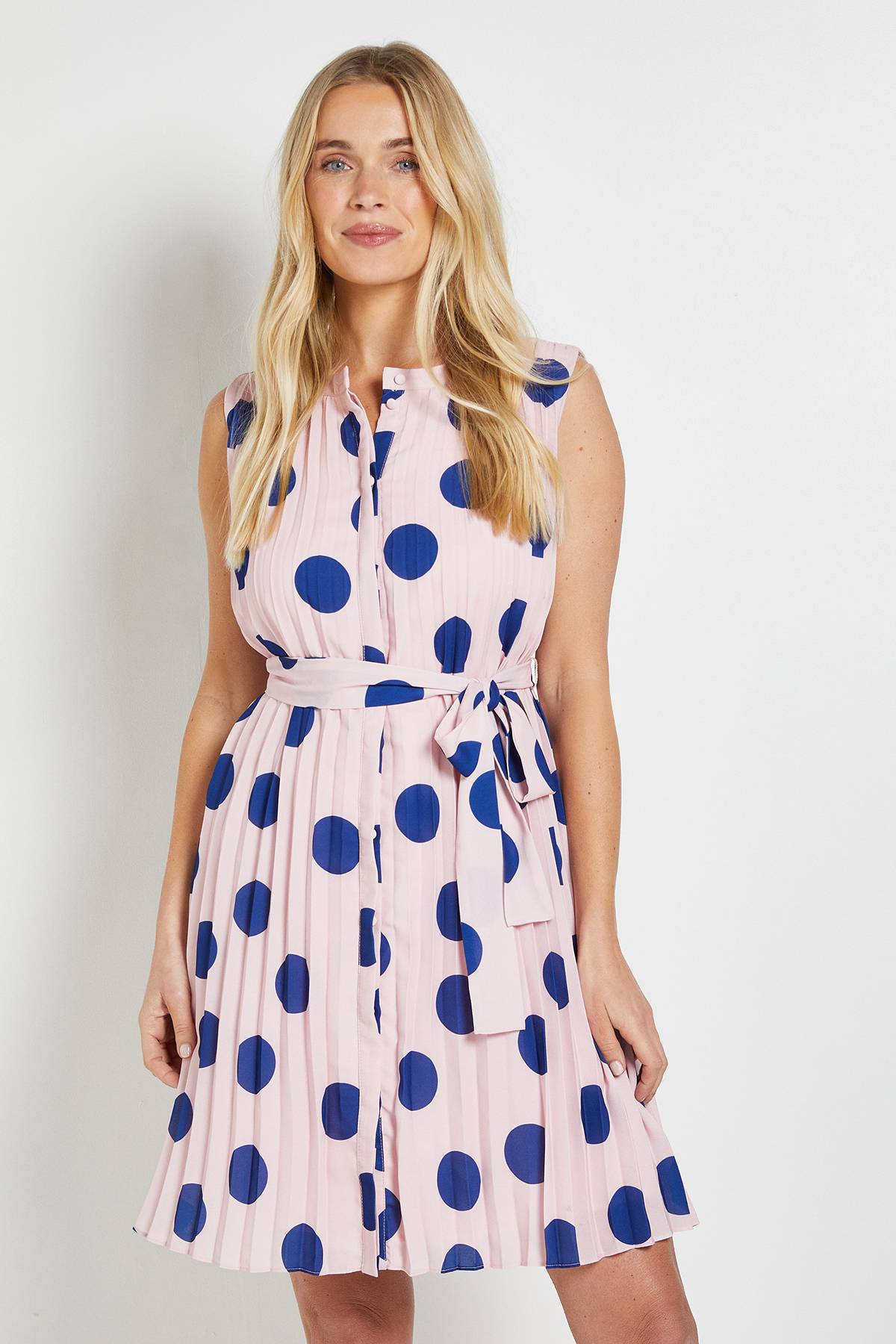 Wallis Robe Droite Plissée À Pois Petite Taille
