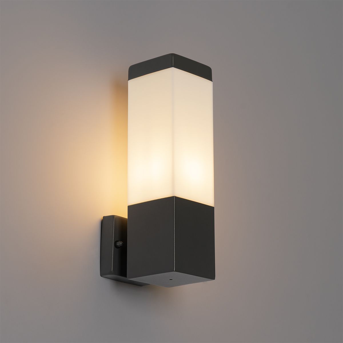 Moderne buiten wandlamp donkergrijs met opaal - Malios