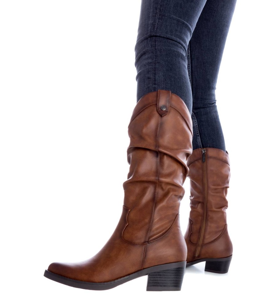 Botas Refresh 171412 marrom - Altura do salto: 5 cm -