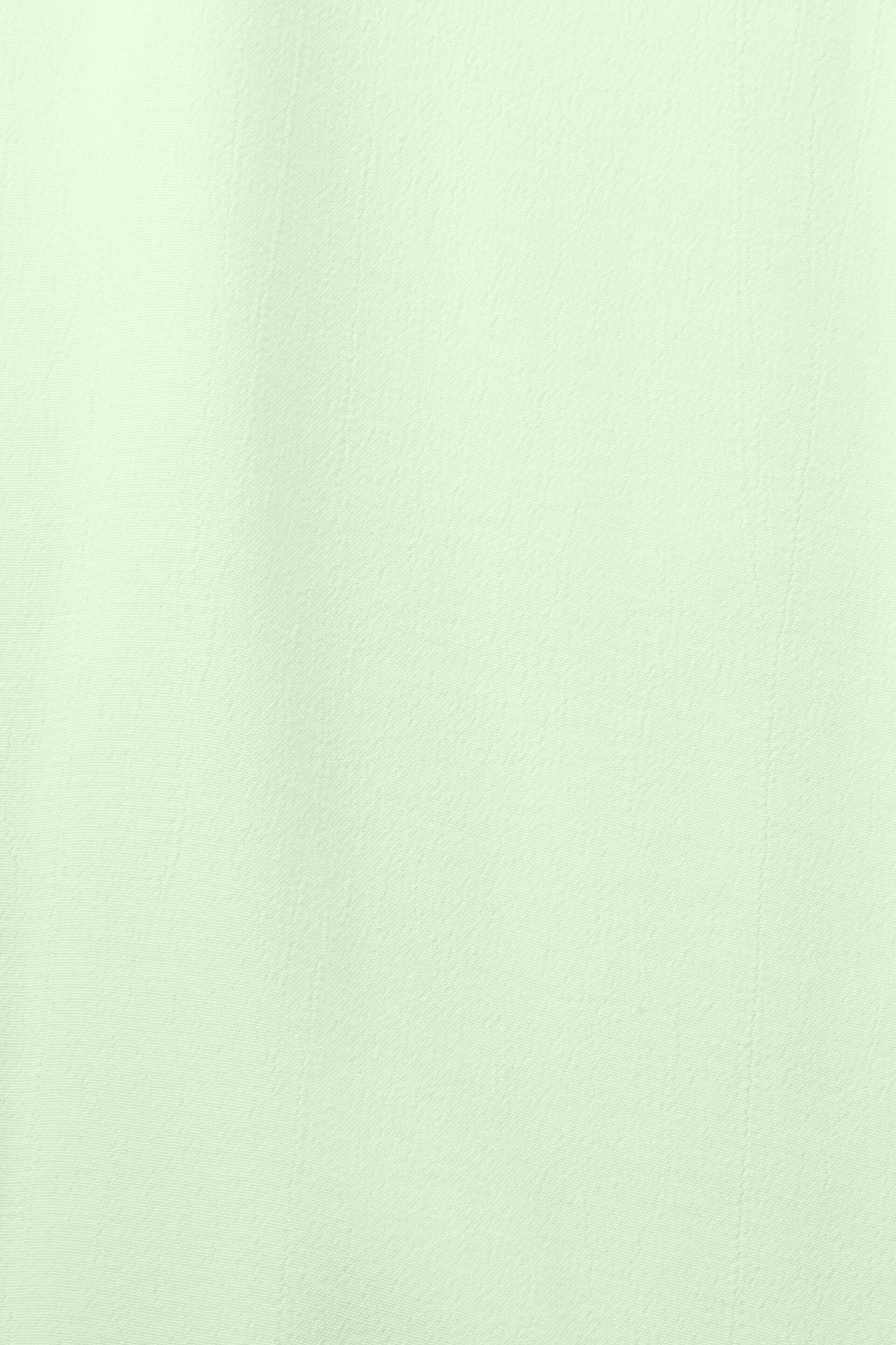 Blouse en crêpe à encolure fendue
