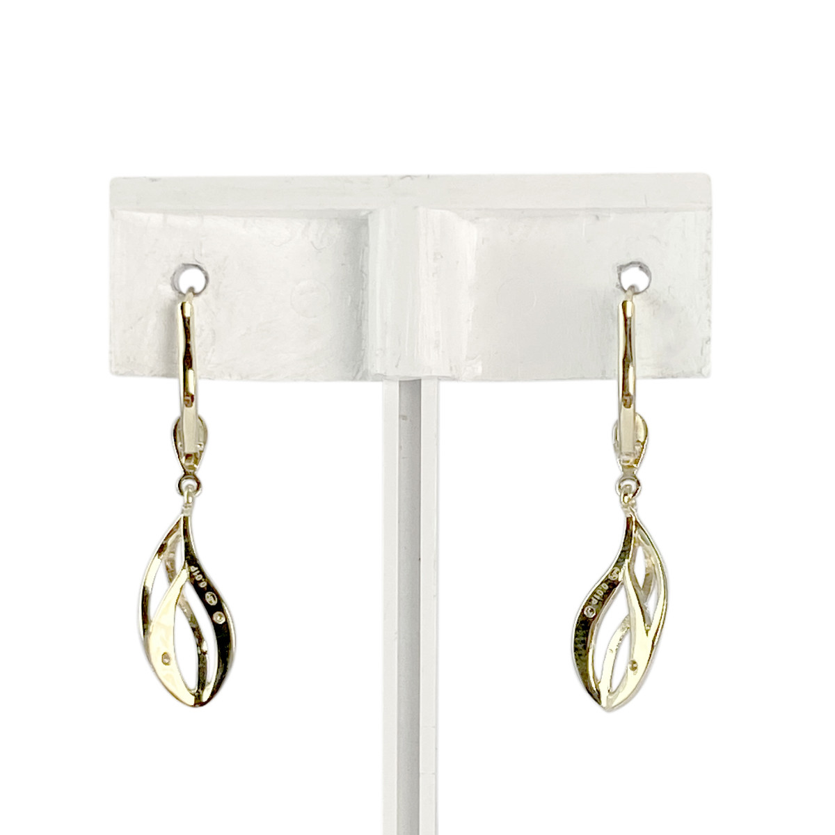 Boucles d'oreilles d'occasion or 375 2 tons dormeuses diamants