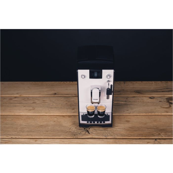 Nivona Kaffeevollautomat CafeRomatica NICR 560 // 1kg Nivona Kaffee gratis