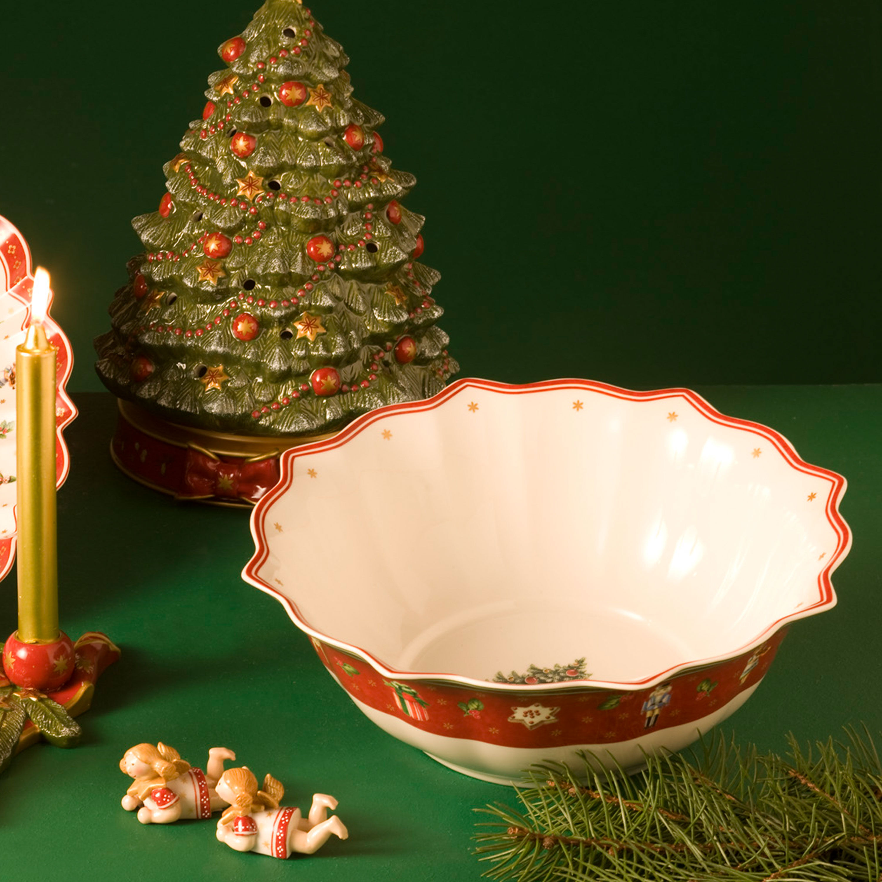 Toy's Delight Bowl Red, 94.7 oz, Premium Porcelain