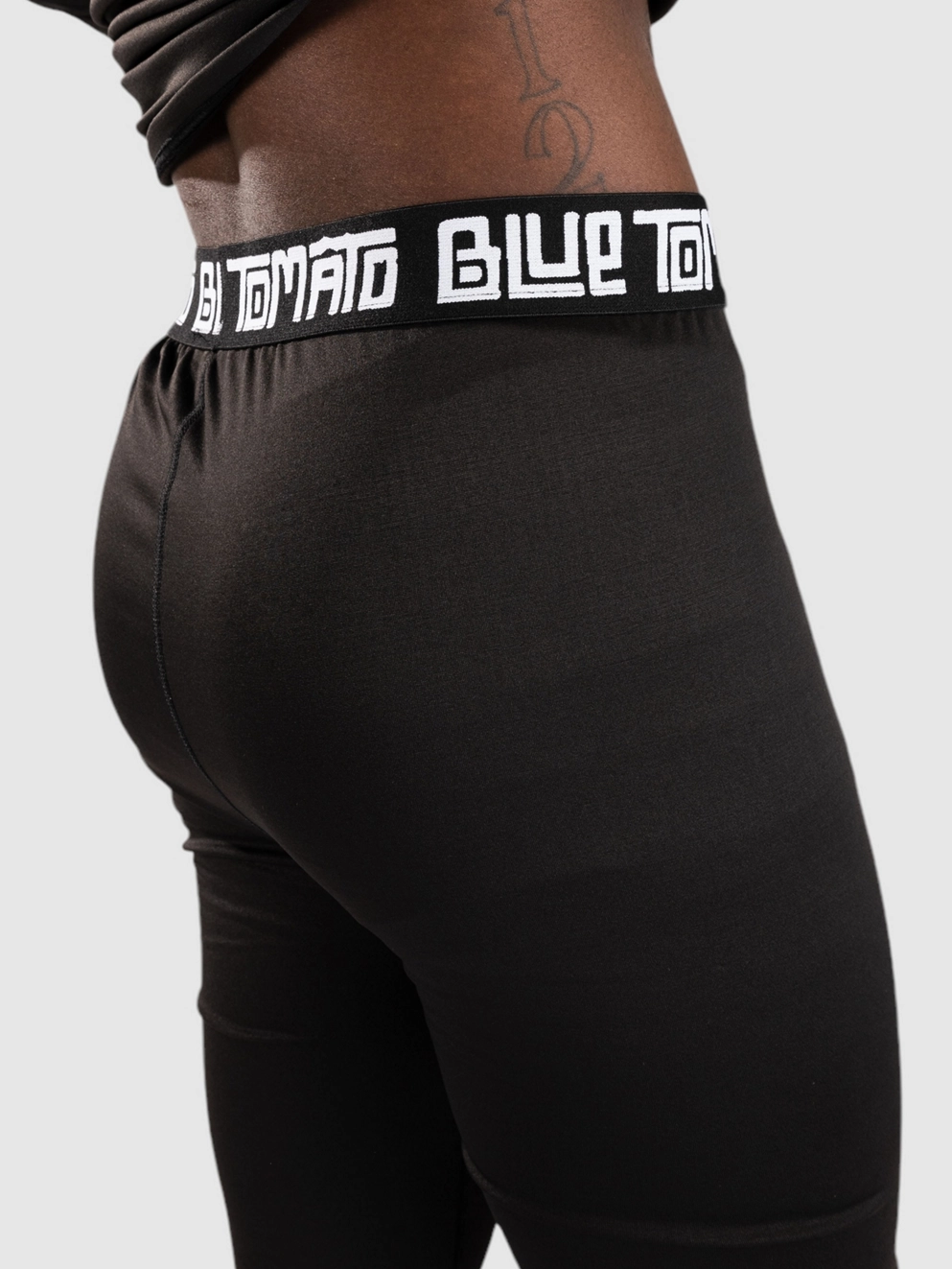 Blue Tomato Essential Lightweight Base Layer Bottoms black