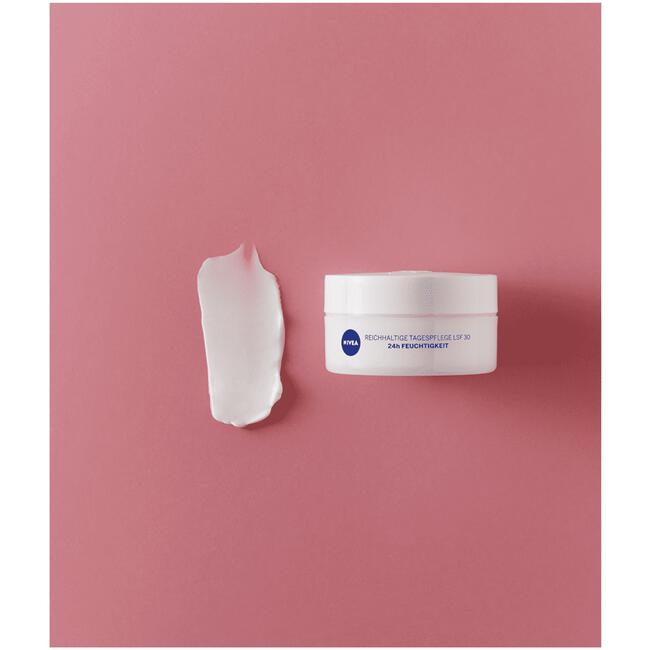 NIVEA Essentials +24h Voedende Dagcrème SPF30 50 ML