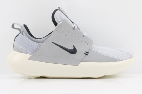 Nike Sneaker
