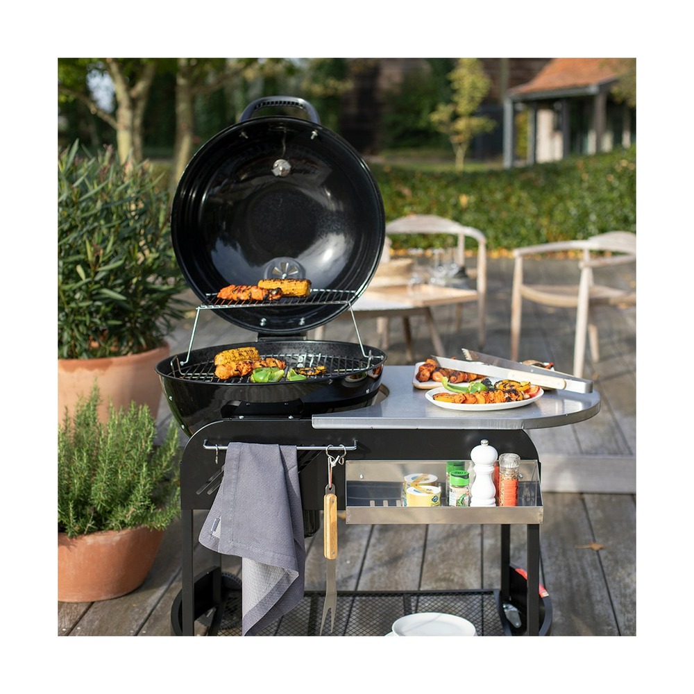 Barbecue à charbon avec desserte