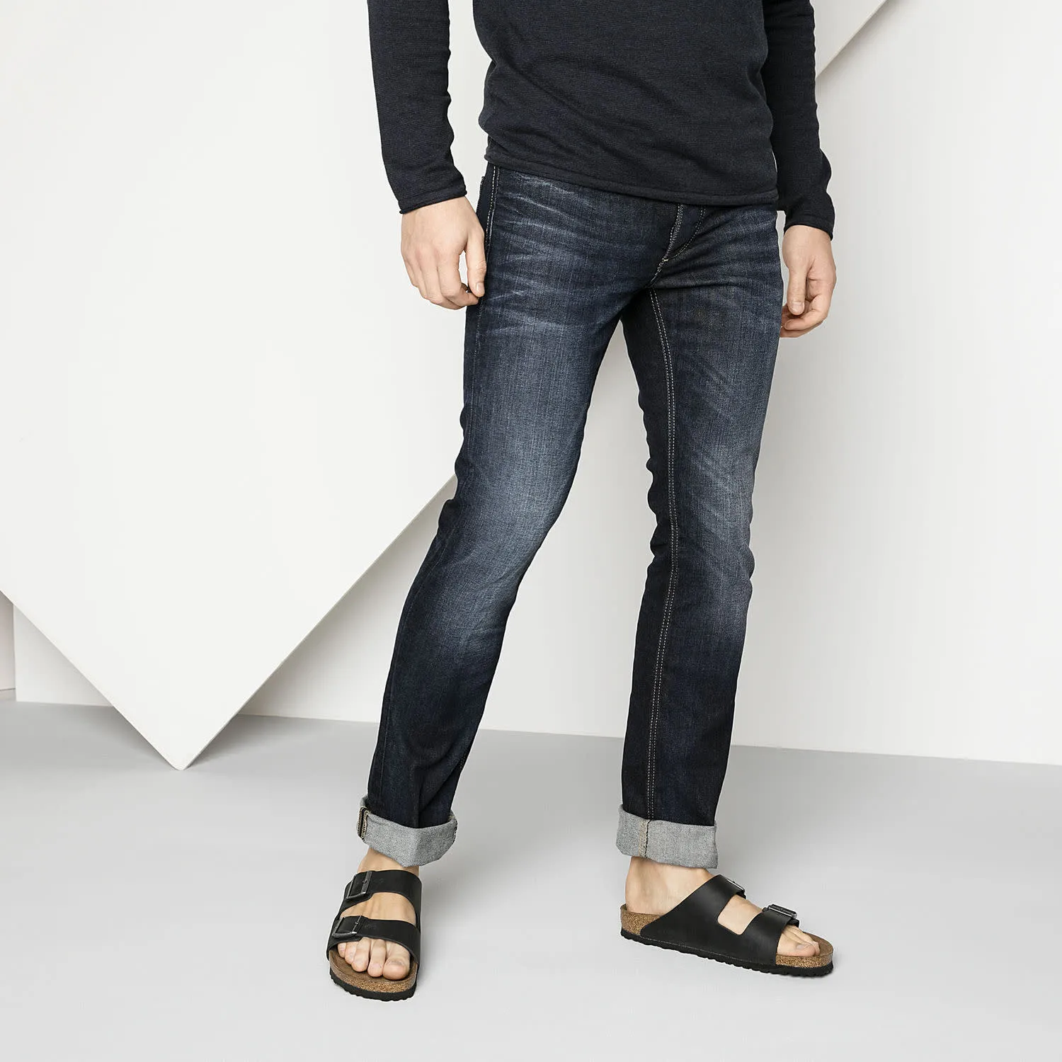 Birkenstock Unisex Arizona Oiled Leather Regular Black