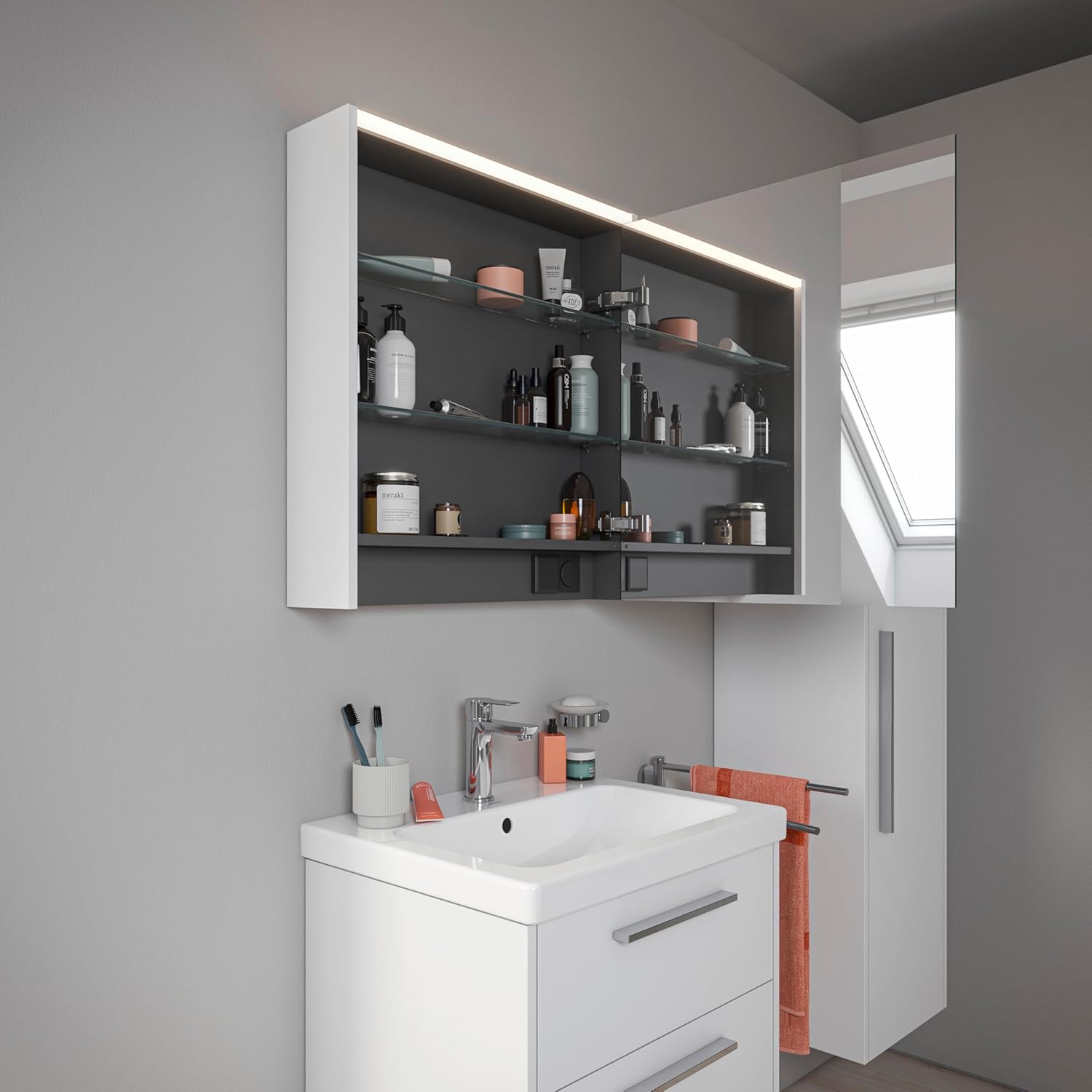 Duravit D-Code Spiegelschrank, Steckdose Typ F (EU, DE), 1 Tür mit Anschlag Links, LED-Lichtfeld Oben, 651x700mm, 5 W, DC7105L18180000, Farbe: weiß matt