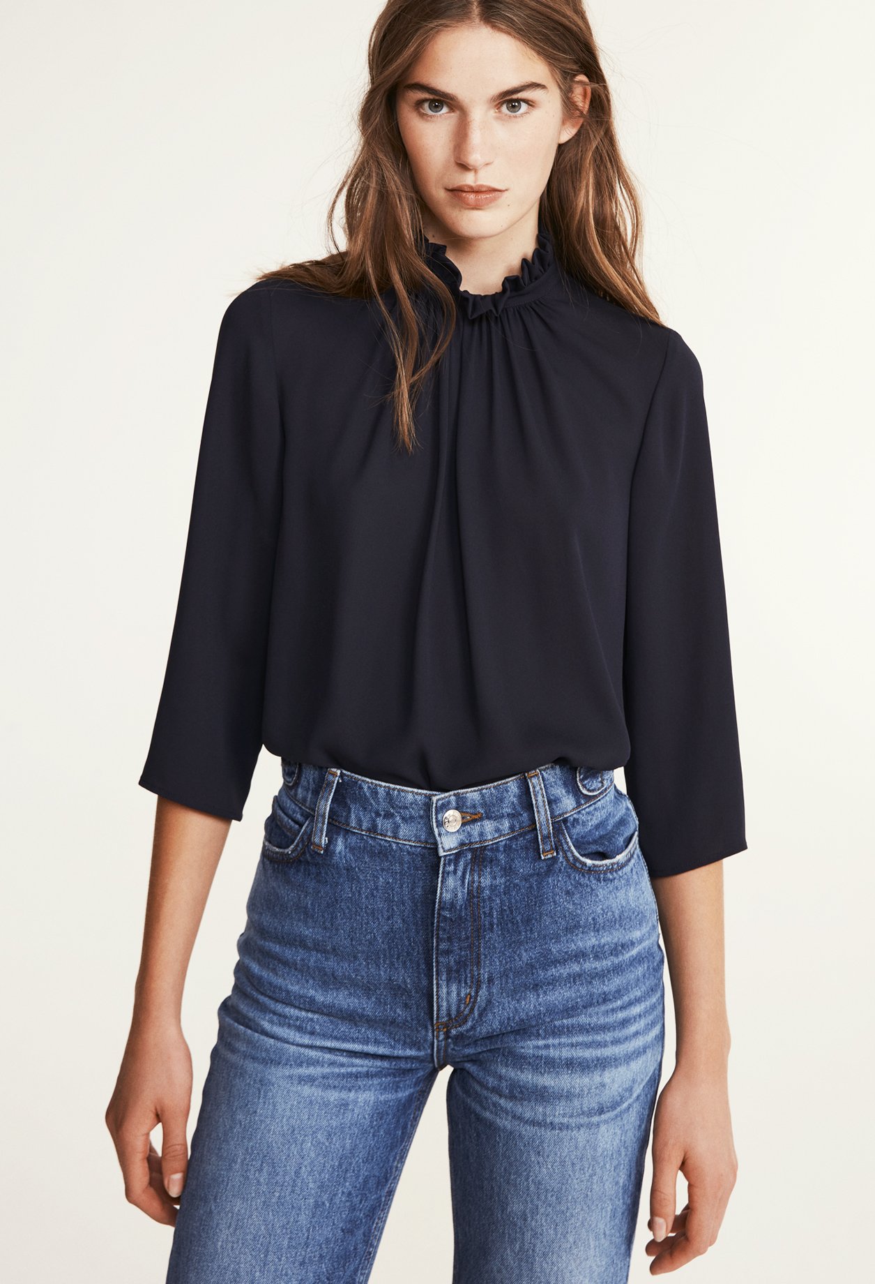 Blouse &agrave; col victorien