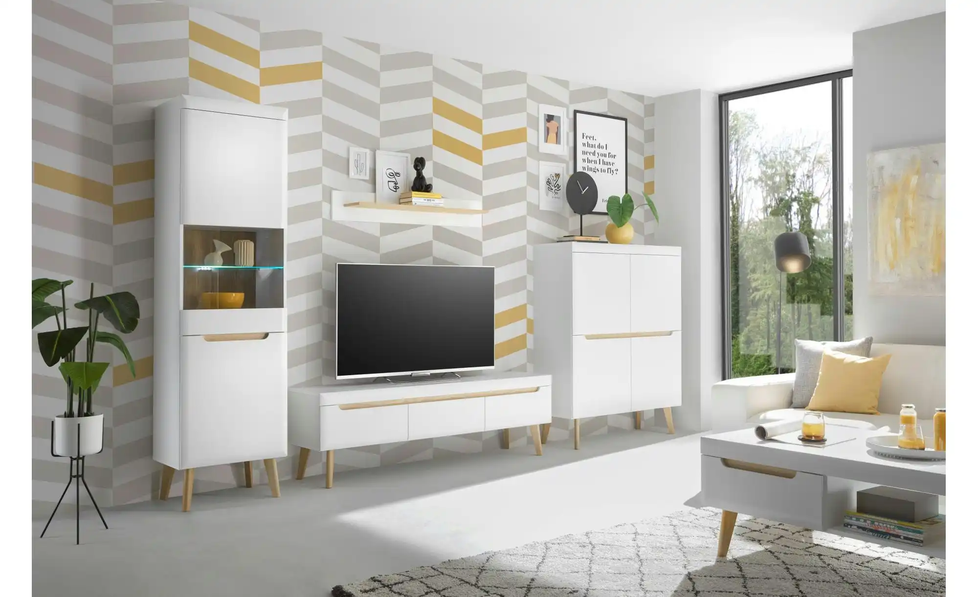 Vitrine  mit Soft-Close Malaren