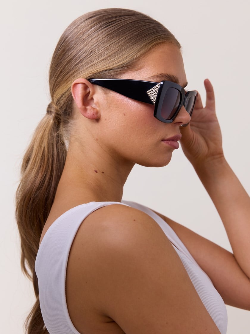 Maja Solbriller Black