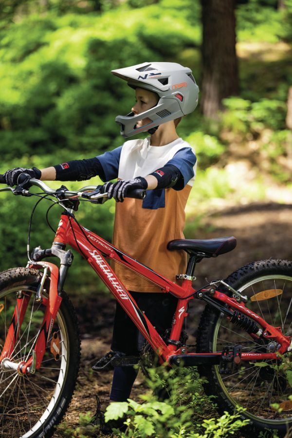 Abus YouDrop FF Junior Fullface Hjelm, Ti Silver