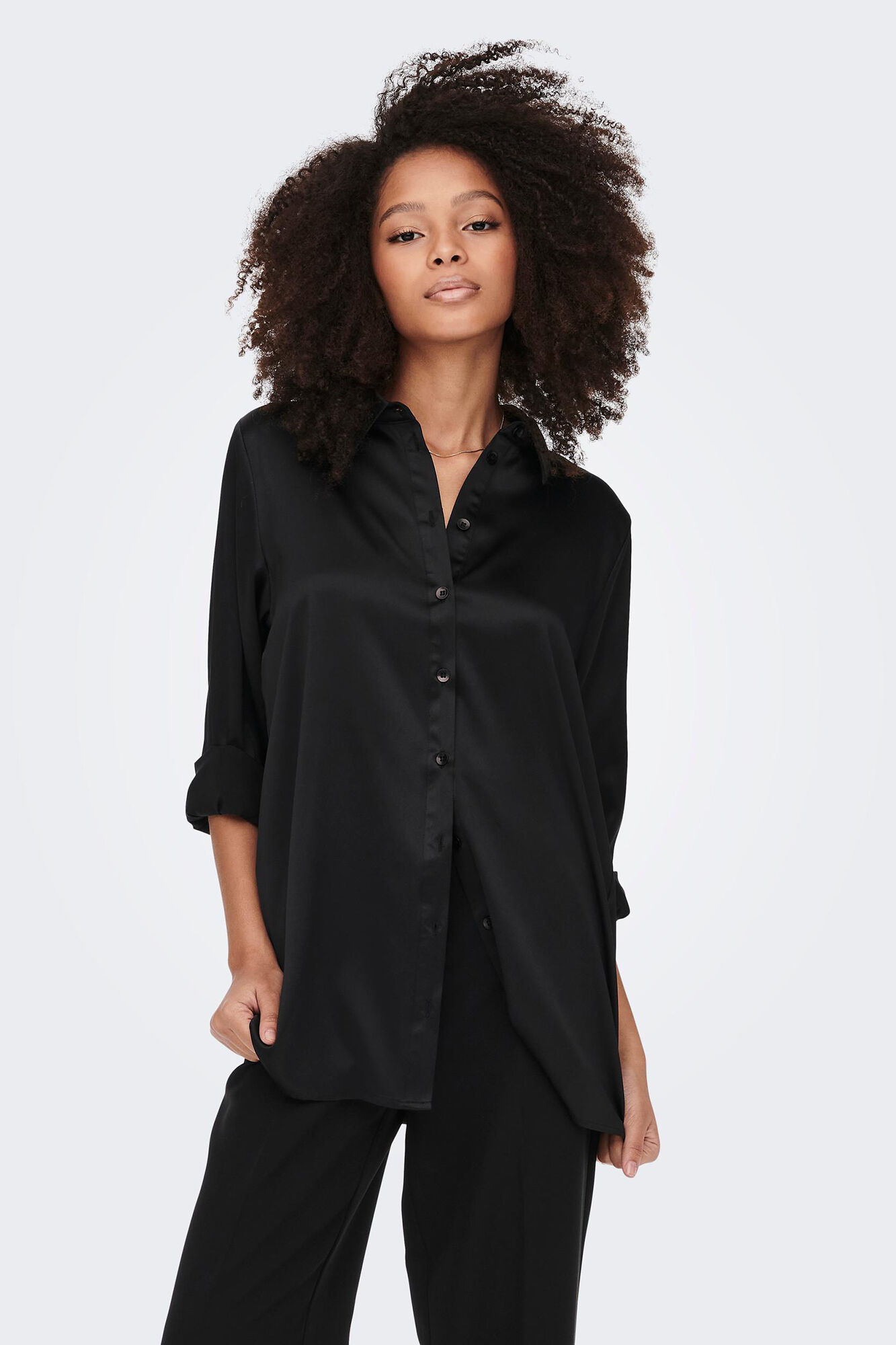 camisa de cetim oversized