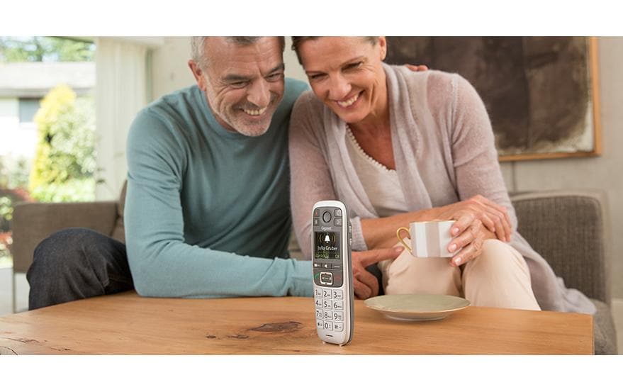 Schnurlostelefon E560 Schwarz/SilberDas Grosstastentelefon Gigaset E560 - Grosser Anspruch, einfache Bedienung