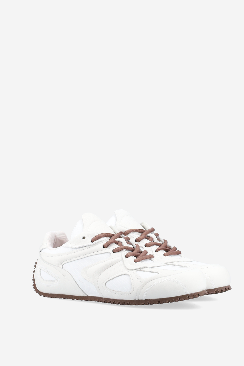 Clay leather sneaker