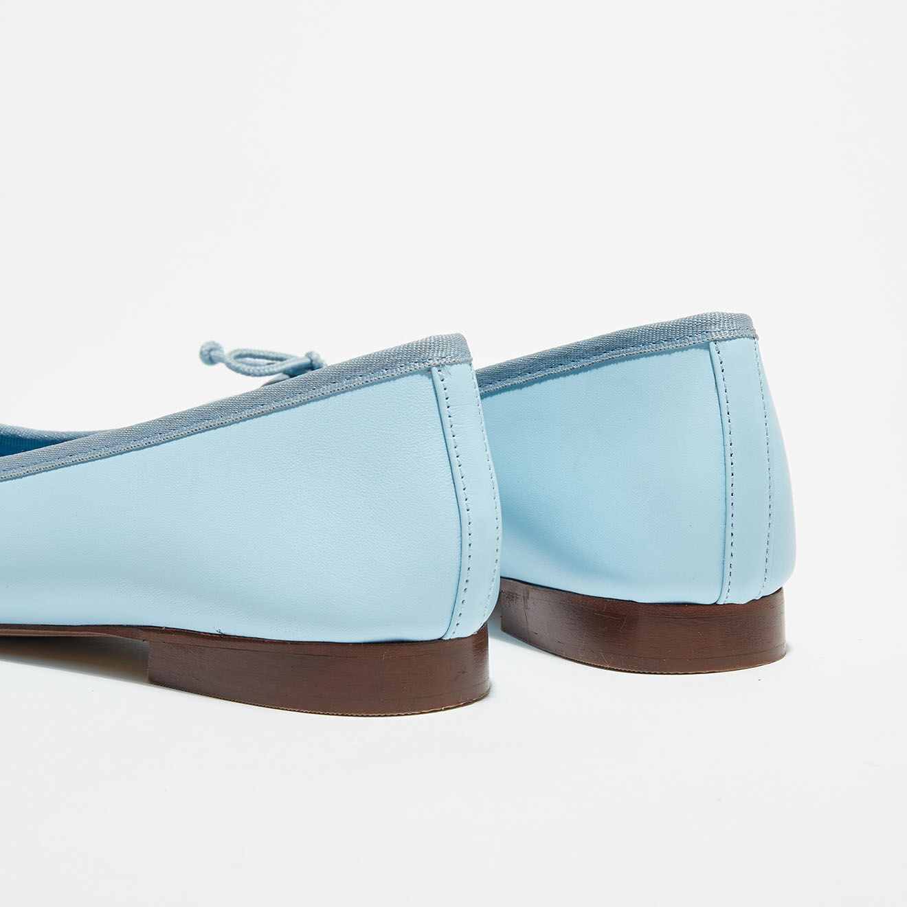 Quartier Latin Ballerines en Cuir Lisse Jeanne bleu ciel