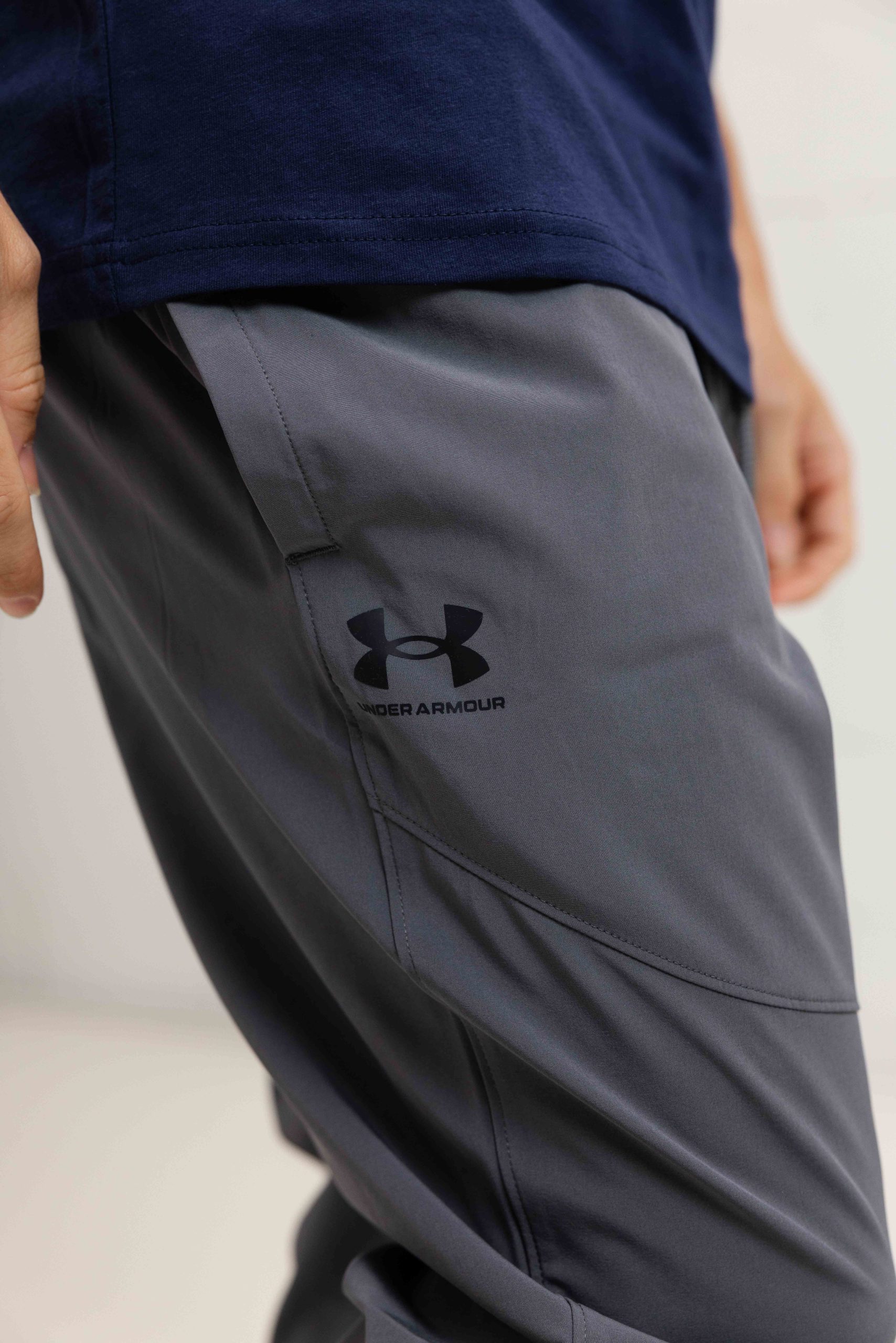 Under Armour Vibe Woven Trainingsbroek Heren Grijs