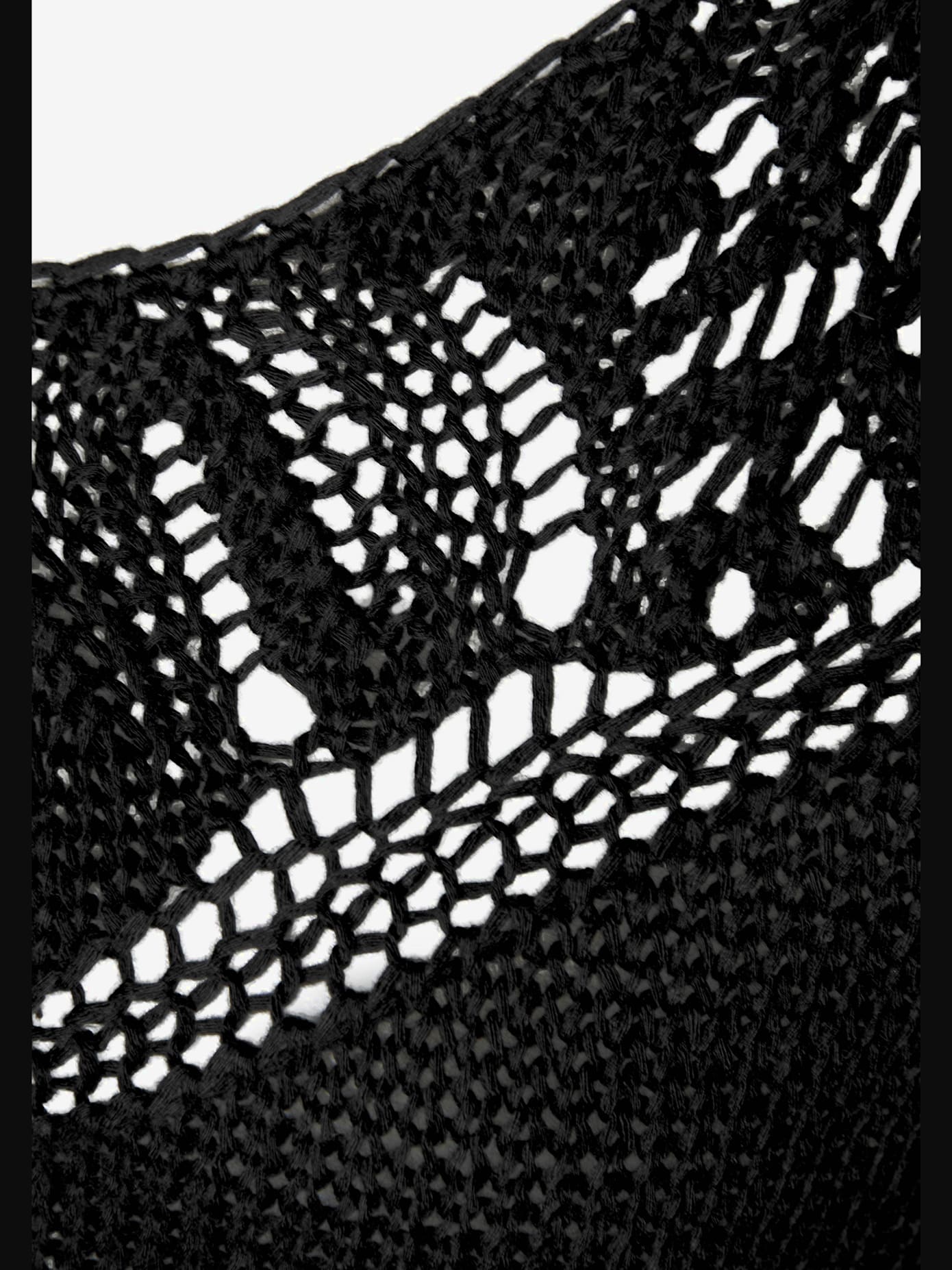 Pull de plage superbe motif ajouré à l'encolure et aux manches